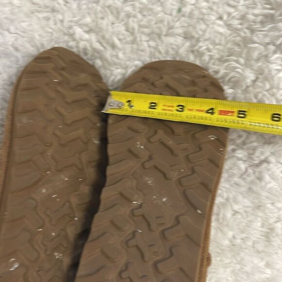 BearPaw Leather suede Tan short Boots with sheepskin and wool lining blend SZ8 - Picture 12 of 12